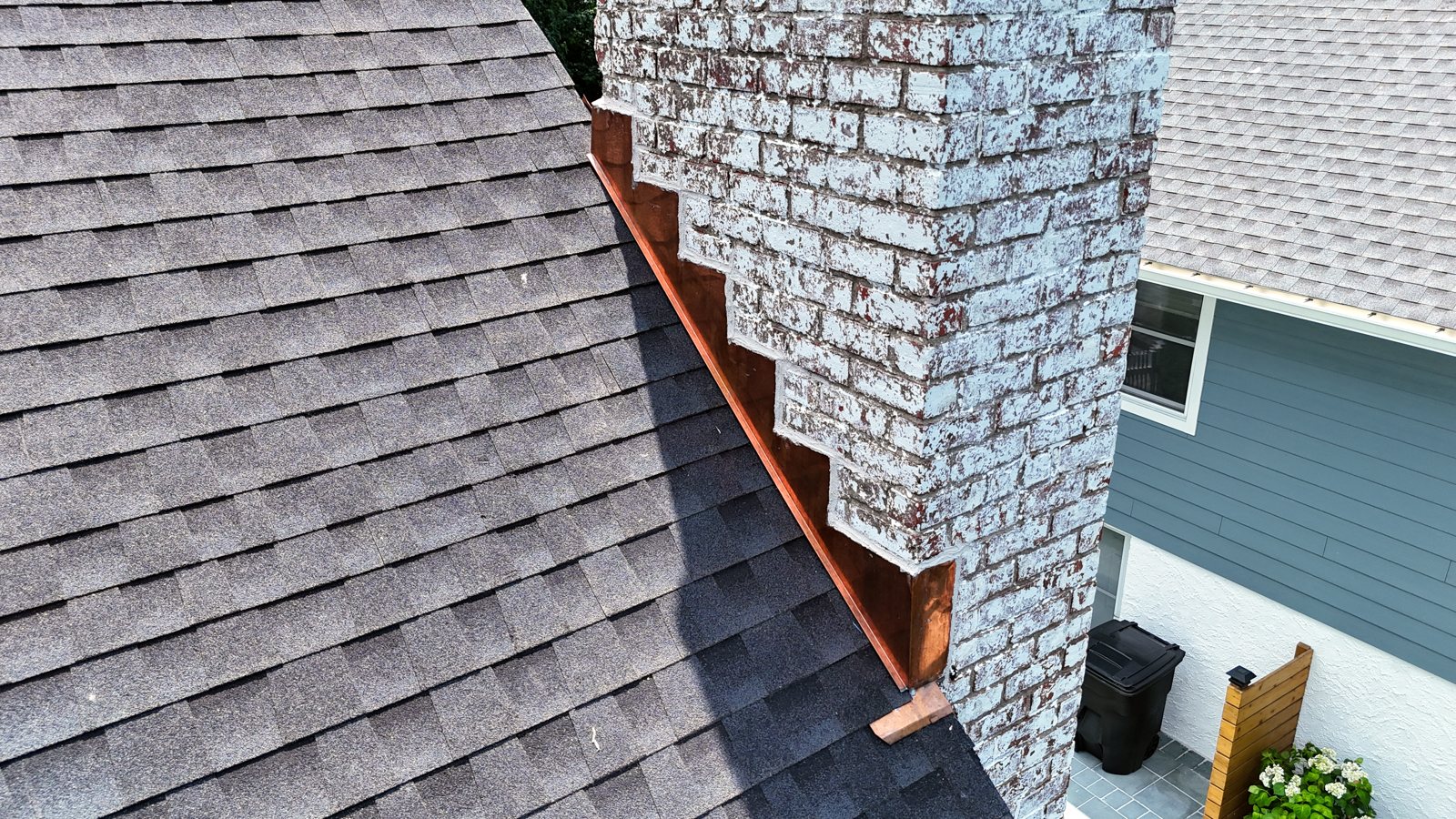 Brick chimney masonry and repointing by E.M Construction